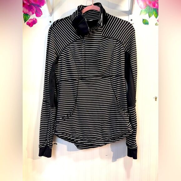 Lululemon Base Runner Parallel Stripe
Half Zip Sz 8 - Picture 2 of 12